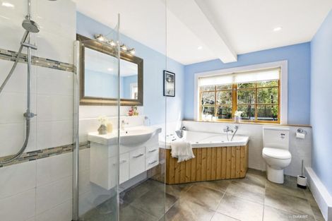 Photo of property in 11 Khouri Avenue, Karori, Wellington, 6012