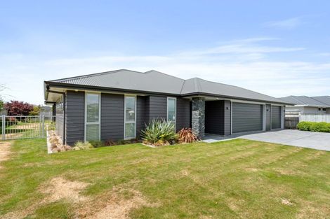 Photo of property in 4 Warrington Court, Carterton, 5713