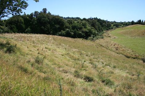 Photo of property in 556 Mangorei Road, Mangorei, New Plymouth, 4371