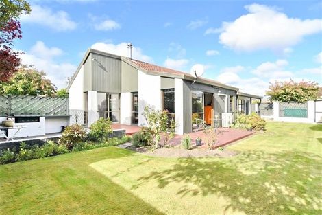 Photo of property in 72 Sarabande Avenue, Redwood, Christchurch, 8051