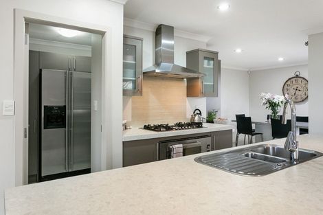 Photo of property in 3 Cooper Crescent, Cambridge, 3434