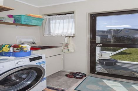 Photo of property in 100a Hilton Drive, Whangamata, 3620