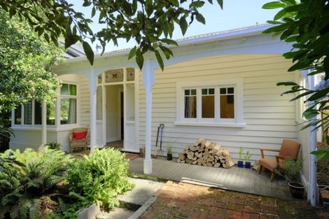 Photo of property in 27 Bruce Street, Roslyn, Dunedin, 9011