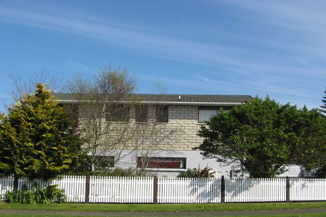 Photo of property in 30 Tiverton Crescent, Whalers Gate, New Plymouth, 4310