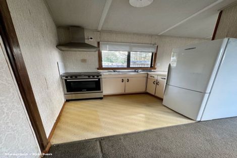 Photo of property in 43 Oakfield Crescent, Pukete, Hamilton, 3200