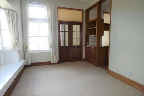 Photo of property in 9b Hay Street, Oriental Bay, Wellington, 6011