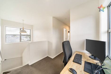 Photo of property in 3 Okoutu Lane, Moera, Lower Hutt, 5010