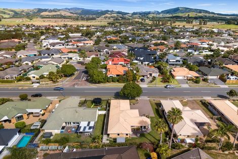 Photo of property in 67 Gravatt Road, Papamoa Beach, Papamoa, 3118