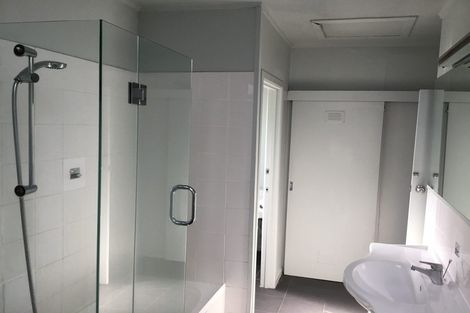 Photo of property in 20 Dallinghoe Crescent, Milford, Auckland, 0620