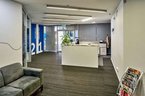 Photo of property in Montreaux, 164 The Terrace, Wellington Central, Wellington, 6011