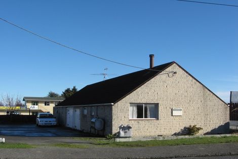 Photo of property in 118b Park Street, Winton, 9720