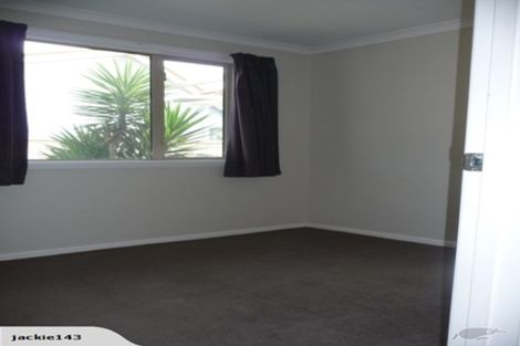 Photo of property in 666 Avonside Drive, Avonside, Christchurch, 8061