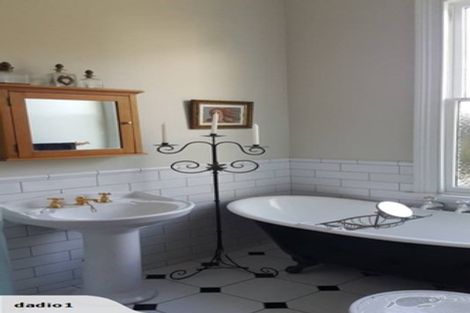 Photo of property in 28 Motu Street, Saint Clair, Dunedin, 9012