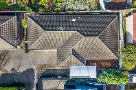 Photo of property in 50a Torkar Road, Clarks Beach, 2122