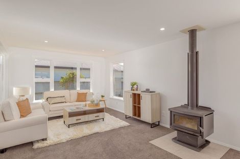 Photo of property in 95 Palmers Road, New Brighton, Christchurch, 8083