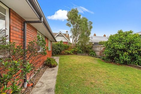 Photo of property in 11 Sutherland Crescent, Westbrook, Palmerston North, 4412