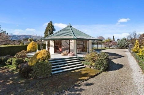 Photo of property in 28 Flora Dora Parade, Lake Hawea, Wanaka, 9382