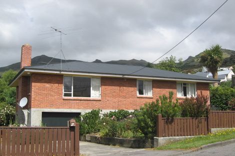 Photo of property in 7 Watson Street, Akaroa, 7520