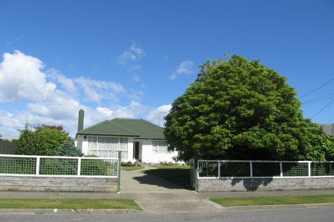 Photo of property in 37 Sheridan Crescent, Trentham, Upper Hutt, 5018
