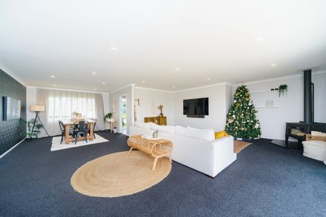 Photo of property in 15 Highland View Drive, Tokomaru, Palmerston North, 4474