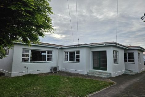 Photo of property in 2/114b Somerfield Street, Somerfield, Christchurch, 8024