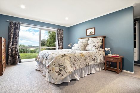 Photo of property in 37 Settlement Hill Road, Owaka, 9586