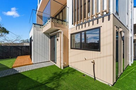 Photo of property in 8 Stanley Avenue, Milford, Auckland, 0620