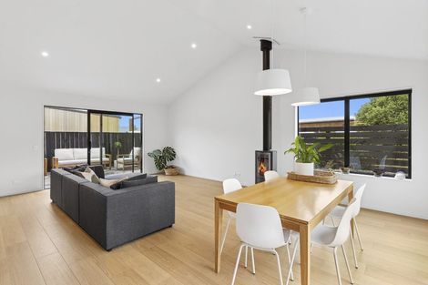 Photo of property in 12 Cleland Close, Wanaka, 9382