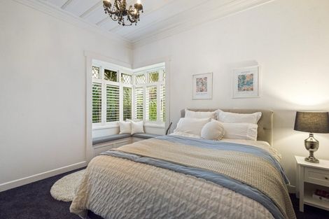 Photo of property in 1 Milton Road, Northcote Point, Auckland, 0627