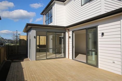 Photo of property in 22 Riroriro Road, Hobsonville, Auckland, 0616