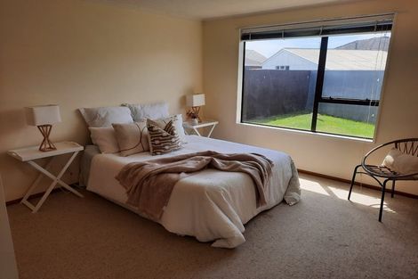 Photo of property in 6a Rolfe Place, Bishopdale, Christchurch, 8053