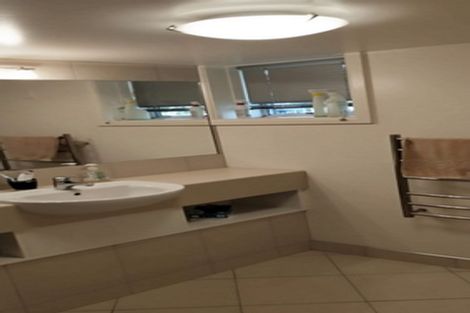 Photo of property in 48 Dyers Pass Road, Cashmere, Christchurch, 8022