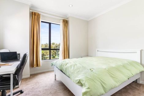 Photo of property in 40 Silver Moon Road, Albany Heights, Auckland, 0632