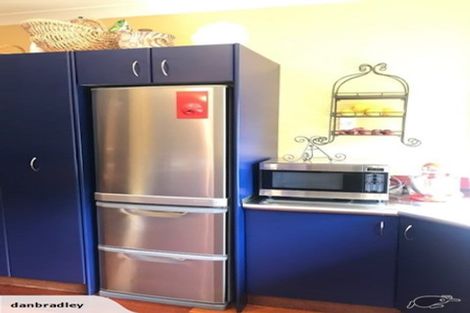 Photo of property in 3 Haines Grove, Rainbow Point, Taupo, 3330