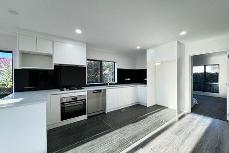 Photo of property in 100a Everglade Drive, Totara Heights, Auckland, 2105