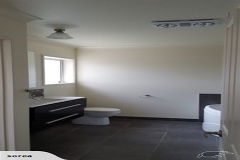 Photo of property in 27 Barry Curtis Place, Levin, 5510