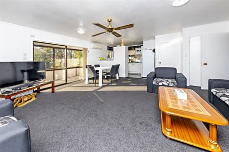 Photo of property in 3/40 Great South Road, Papakura, 2110