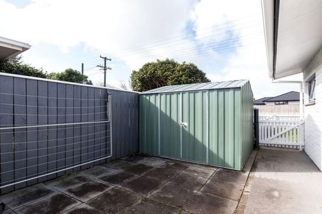 Photo of property in 2 Magnolia Drive, Westown, New Plymouth, 4310