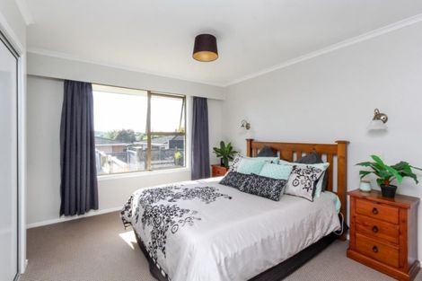 Photo of property in 14 Bronte Place, Whalers Gate, New Plymouth, 4310