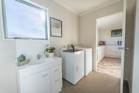 Photo of property in 39 Saint George Street, Watlington, Timaru, 7910
