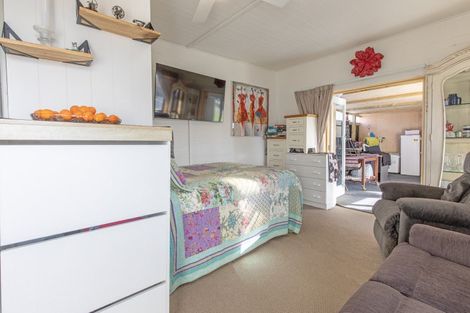 Photo of property in 36 Walter Street, Takapau, 4203