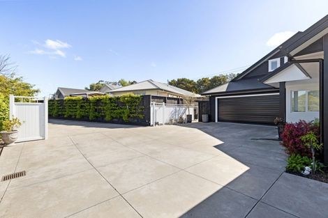 Photo of property in 51 Coutts Way, Fitzherbert, Palmerston North, 4410