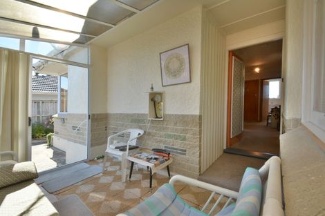 Photo of property in 141 Macandrew Road, South Dunedin, Dunedin, 9012