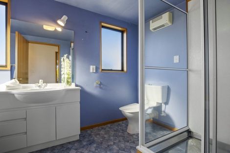 Photo of property in 10a Nikau Place, Riccarton, Christchurch, 8011