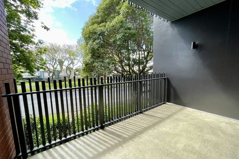 Photo of property in 102/7b Hinaki Street, Point England, Auckland, 1072