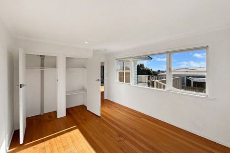 Photo of property in 832 Whangaparaoa Road, Manly, Whangaparaoa, 0930