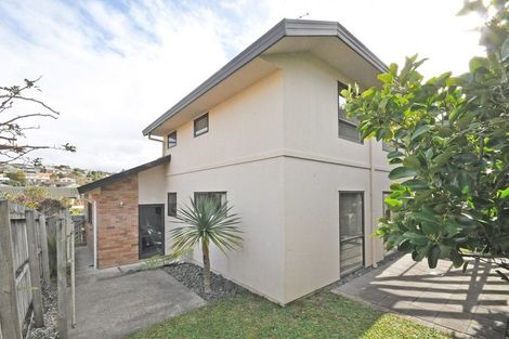 Photo of property in 2/65 Donald Street, Stanmore Bay, Whangaparaoa, 0932