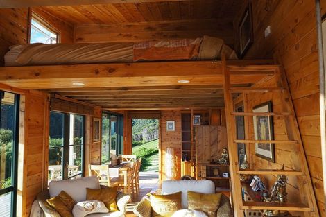 Photo of property in 134 Lone Kauri Road, Karekare, New Lynn, 0772