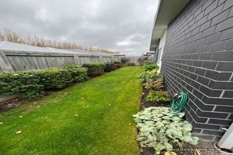 Photo of property in 14 Mclendon Green, Belfast, Christchurch, 8051