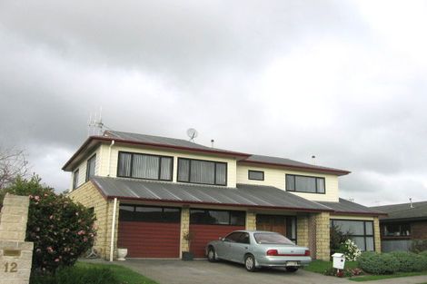 Photo of property in 10 Caroline Crescent, Highbury, Palmerston North, 4412